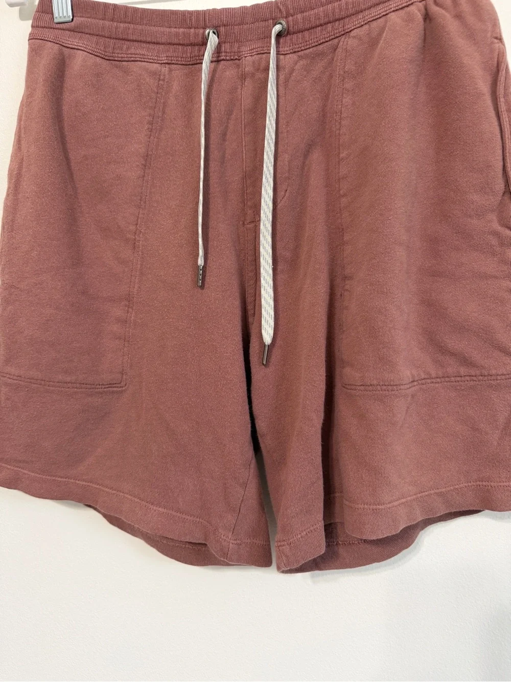 Vuori Men’s Sweat Shorts Size Small